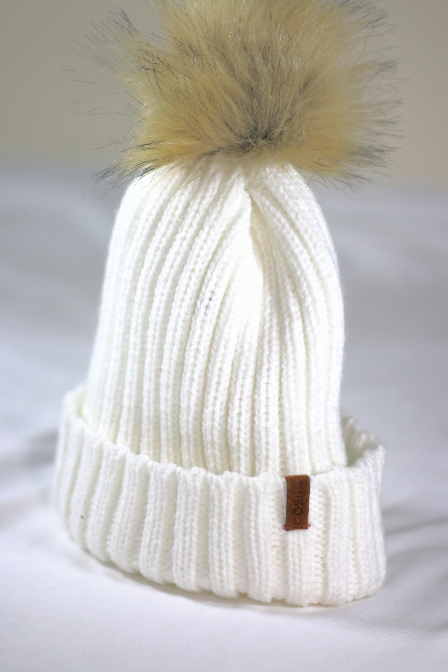 The Knit Pom in White - COSI & co.